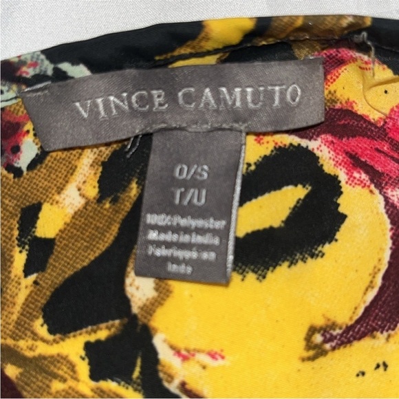 Vince Camuto women's Renaissance Floral
Satin Kimono OS - Picture 3 of 7